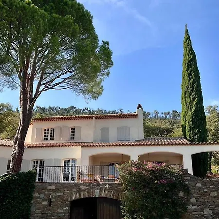 Willa Veronique Saint Tropez Cogolin